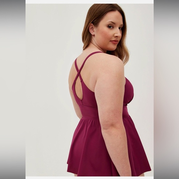 Torrid Purple Swim Top Women’s Size 2X - Picture 4 of 10